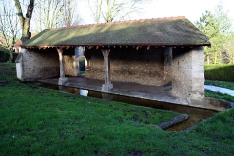 Ramoneur Jouy-Mauvoisin